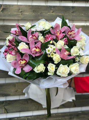 Букет цветов из: Розы и Хризантемы в Алексеевке Самарской области